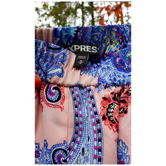 pastel paisley pleated shorts by ❤️EXPRESS💜 usM - Picture 4 of 7